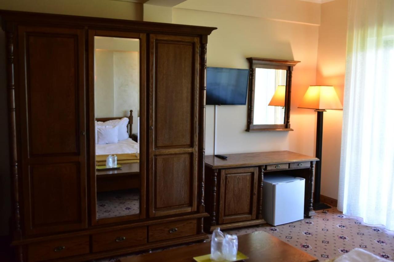 Bellavista Brasov Hotel Sacele Luaran gambar