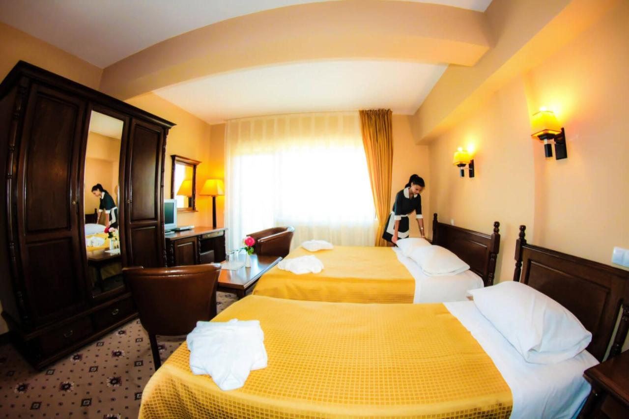 Bellavista Brasov Hotel Sacele Luaran gambar